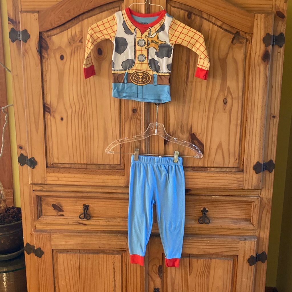 Boys Toy Story Sheriff Woody Long Sleeve Shirt And Pants Pajama Set Size 4t